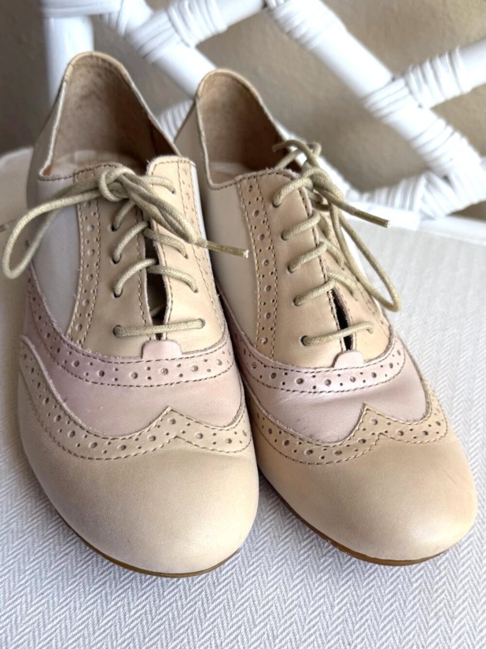 Born Bristol Women's Colorblock Leather Wingtip Oxfords Brogues 7M Style D37037